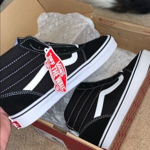 Women’s high top vans